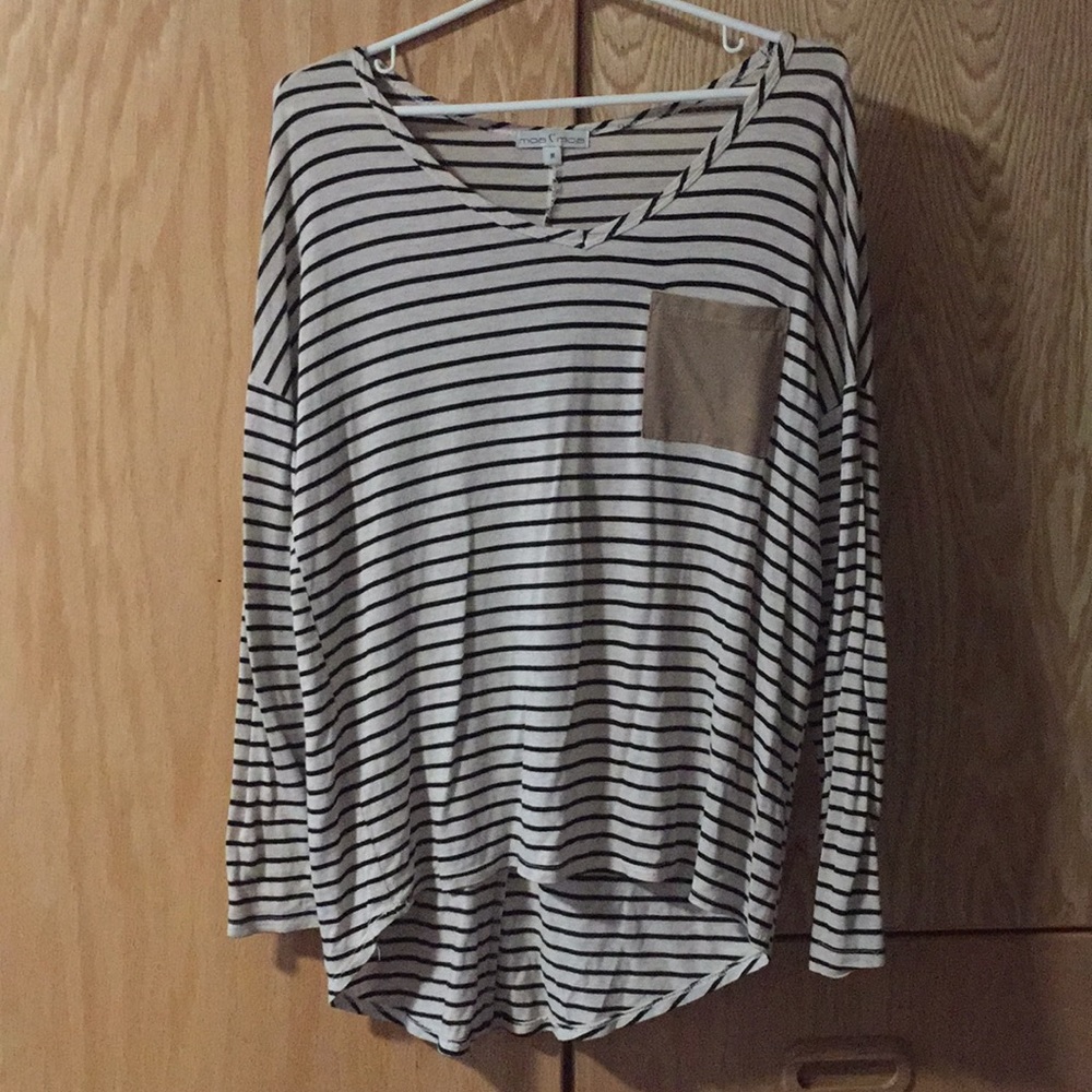black&white stripped long sleeve w/elbow patches.